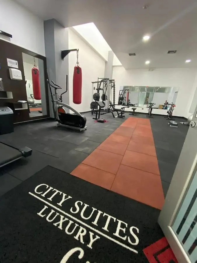 Con Generador Suite Elegante Piscina Gym Parqueo En El Norte Gye Guayaquil 0*,  Équateur