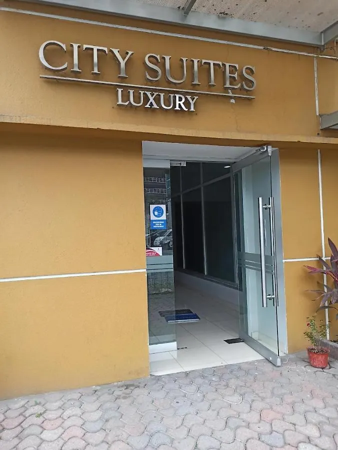 Con Generador Suite Elegante Piscina Gym Parqueo En El Norte Gye Guayaquil Ecuador